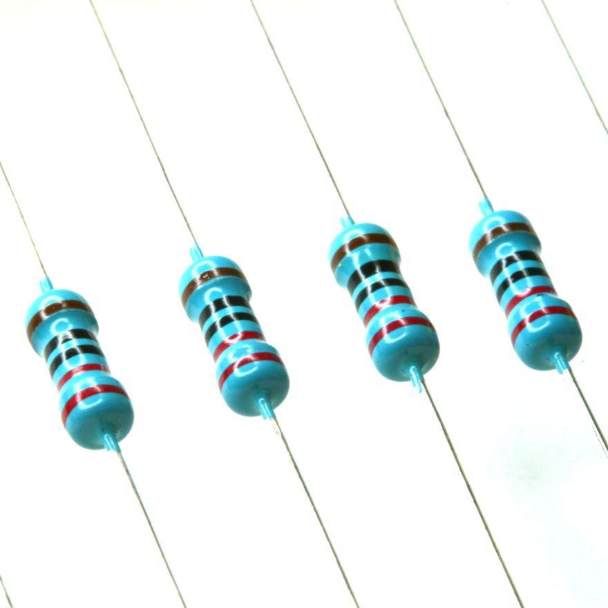 220Ω Resistor – Center4Tech Shop